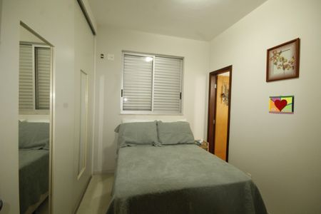 Apartamento à venda com 75m², 2 quartos e 2 vagasquarto 2