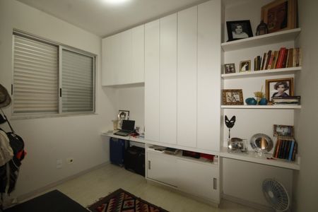 Apartamento à venda com 75m², 2 quartos e 2 vagasquarto 1