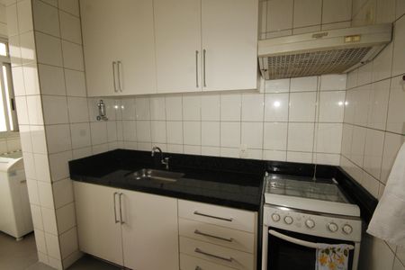 Apartamento à venda com 75m², 2 quartos e 2 vagascozinha