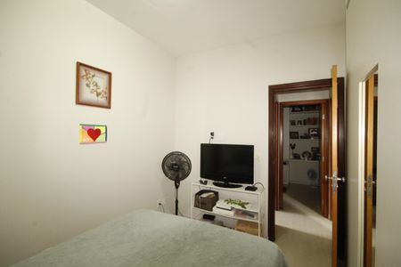 Apartamento à venda com 75m², 2 quartos e 2 vagasquarto 2