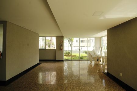 Apartamento à venda com 75m², 2 quartos e 2 vagasÁrea comum - Salão de festas