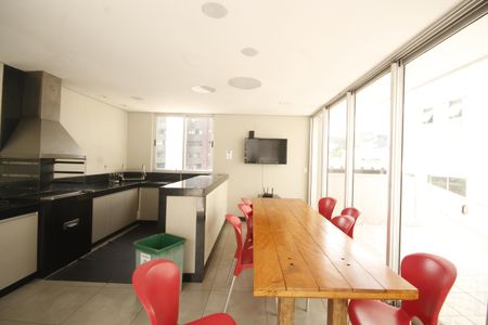 Apartamento à venda com 75m², 2 quartos e 2 vagasÁrea gourmet