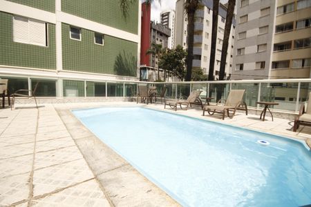 Apartamento à venda com 75m², 2 quartos e 2 vagasÁrea comum - Piscina