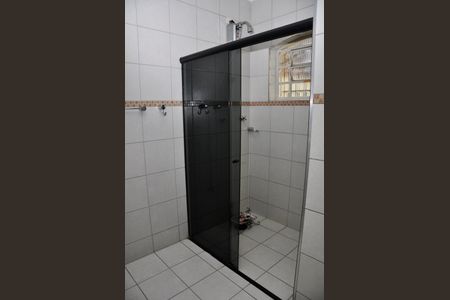 Casa à venda com 451m², 4 quartos e 6 vagas Casa à venda com 451m², 4 quartos e 6 vagasDetalhe - Suíte