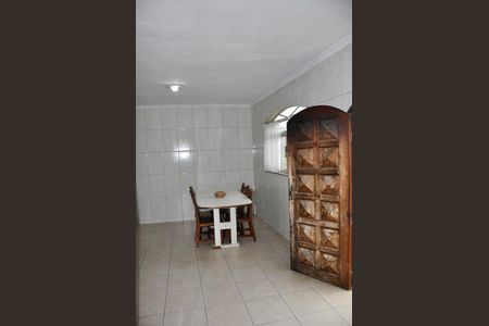 Casa à venda com 451m², 4 quartos e 6 vagas Casa à venda com 451m², 4 quartos e 6 vagasDetalhe - Cozinha