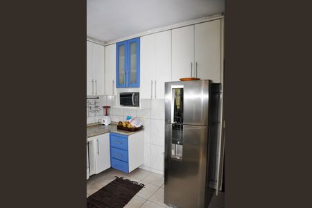Casa à venda com 451m², 4 quartos e 6 vagas Casa à venda com 451m², 4 quartos e 6 vagasDetalhe - Cozinha