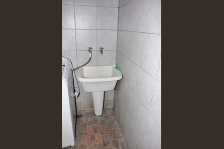 Casa à venda com 451m², 4 quartos e 6 vagas Casa à venda com 451m², 4 quartos e 6 vagasÁrea de Serviço