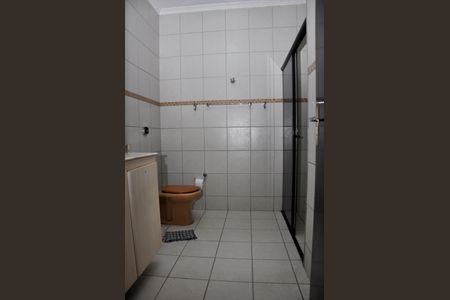 Casa à venda com 451m², 4 quartos e 6 vagas Casa à venda com 451m², 4 quartos e 6 vagasDetalhe - Suíte