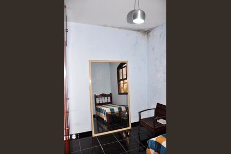 Casa à venda com 451m², 4 quartos e 6 vagas Casa à venda com 451m², 4 quartos e 6 vagasDetalhe - Quarto 03