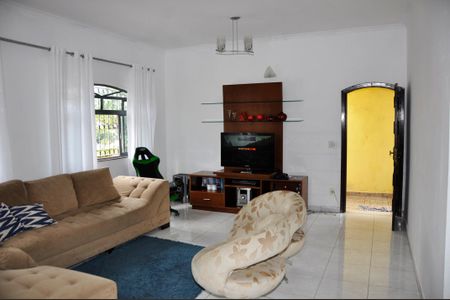 Casa à venda com 451m², 4 quartos e 6 vagas Casa à venda com 451m², 4 quartos e 6 vagasDetalhe - Sala