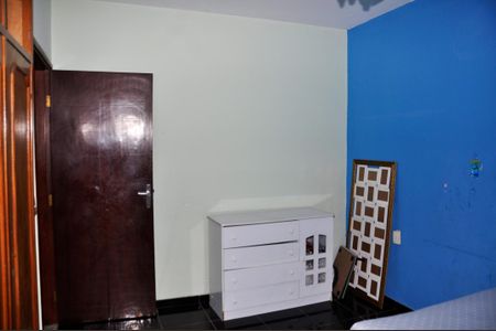 Casa à venda com 451m², 4 quartos e 6 vagas Casa à venda com 451m², 4 quartos e 6 vagasDetalhe - Quarto 02