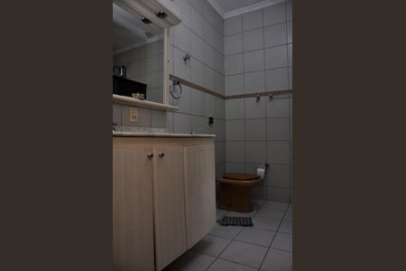 Casa à venda com 451m², 4 quartos e 6 vagas Casa à venda com 451m², 4 quartos e 6 vagasDetalhe - Suíte