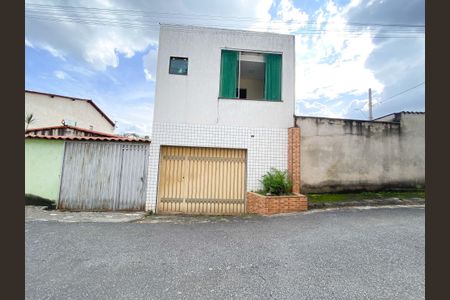 Casa à venda com 100m², 2 quartos e 1 vaga