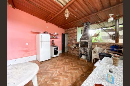 Casa à venda com 100m², 2 quartos e 1 vaga