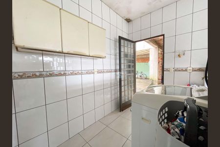 Casa à venda com 100m², 2 quartos e 1 vaga