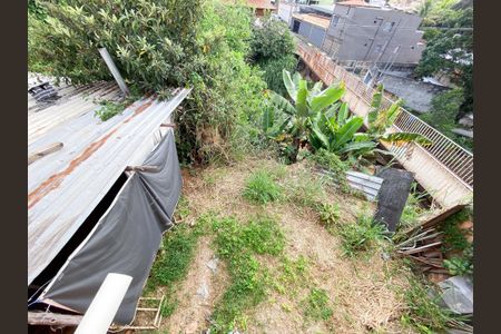 Casa à venda com 100m², 2 quartos e 1 vaga