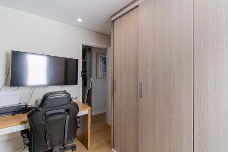 Apartamento à venda com 77m², 3 quartos e 2 vagasQuarto 2