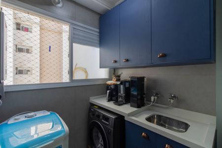 Apartamento à venda com 77m², 3 quartos e 2 vagasÁrea de Serviço