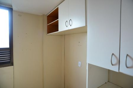 Apartamento à venda com 79m², 2 quartos e 1 vagaCozinha