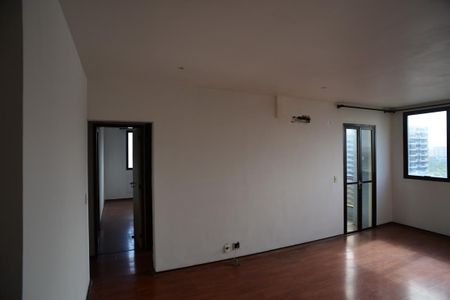 Sala de apartamento à venda com 2 quartos, 79m² em Barra da Tijuca, Rio de Janeiro