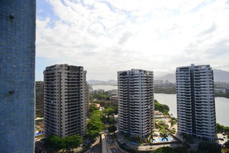 Apartamento à venda com 79m², 2 quartos e 1 vagaVaranda