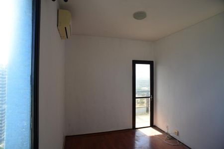 Apartamento à venda com 79m², 2 quartos e 1 vagaSuíte