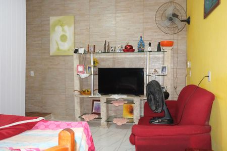 Casa para alugar com 70m², 2 quartos e 1 vagaSala