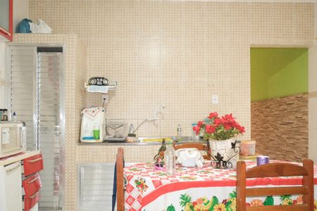 Casa para alugar com 70m², 2 quartos e 1 vagaCozinha