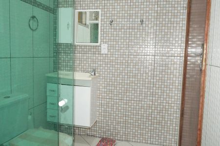 Casa para alugar com 70m², 2 quartos e 1 vagaBanheiro do Quarto 1