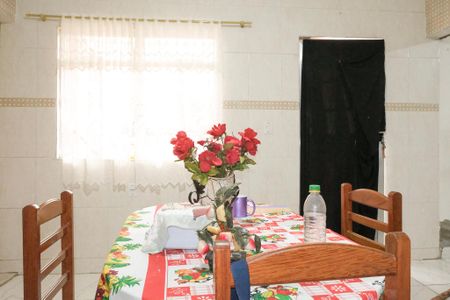 Casa para alugar com 70m², 2 quartos e 1 vagaCozinha