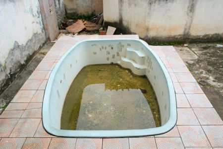 Casa para alugar com 70m², 2 quartos e 1 vagaPiscina