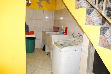 Casa para alugar com 70m², 2 quartos e 1 vagaÁrea de Serviço