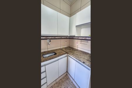Apartamento para alugar com 60m², 2 quartos e sem vagaCozinha 