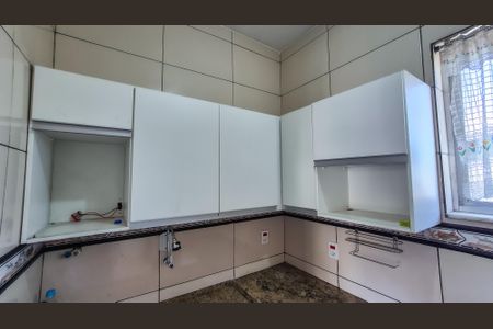 Apartamento para alugar com 60m², 2 quartos e sem vagaCozinha 