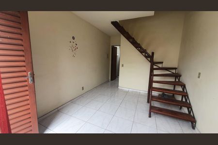 Casa de condomínio para alugar com 45m², 2 quartos e 1 vagaSala