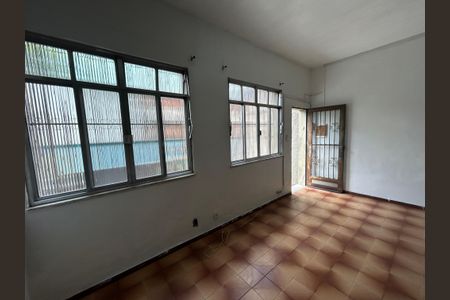 Casa para alugar com 77m², 3 quartos e sem vagaSala
