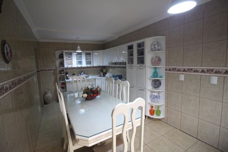 Casa à venda com 274m², 3 quartos e 6 vagasCopa