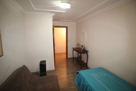 Casa à venda com 274m², 3 quartos e 6 vagasQuarto 2
