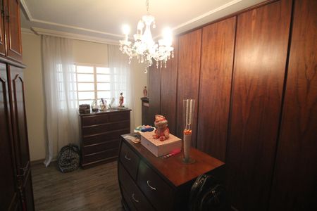 Casa à venda com 274m², 3 quartos e 6 vagasCloset Quarto 1