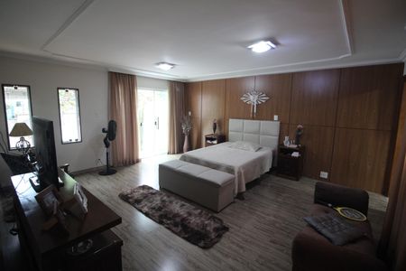 Casa à venda com 274m², 3 quartos e 6 vagasQuarto 1