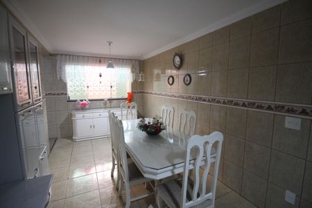 Casa à venda com 274m², 3 quartos e 6 vagasCopa