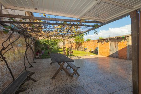 Casa à venda com 110m², 3 quartos e 3 vagas