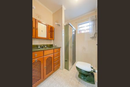 Casa à venda com 125m², 3 quartos e 2 vagasBanheiro