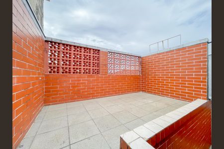 Casa à venda com 125m², 3 quartos e 2 vagasTerraço