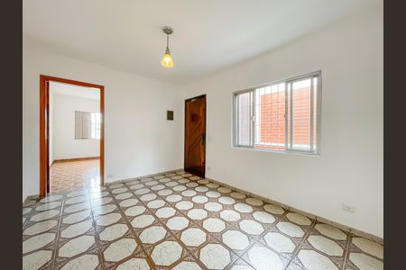 Casa à venda com 125m², 3 quartos e 2 vagasSala