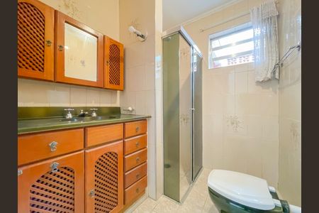 Casa à venda com 125m², 3 quartos e 2 vagasBanheiro