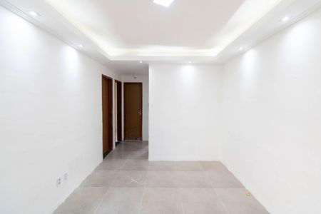 Sala de apartamento para alugar com 2 quartos, 60m² em Paciência, Rio de Janeiro