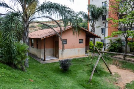 Apartamento para alugar com 60m², 2 quartos e 1 vagaÁrea comum - Salão de festas