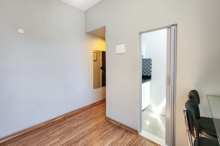 Sala de apartamento à venda com 1 quarto, 32m² em Catete, Rio de Janeiro