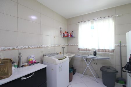 Casa de condomínio à venda com 250m², 3 quartos e 2 vagasÁrea de serviço